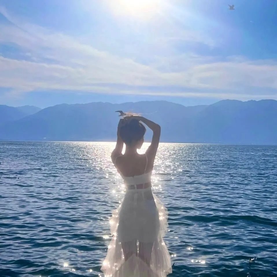 单身汉与时髦女郎